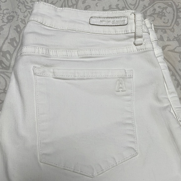 Articles of Society Mid Rise White Skinny Jeans - Picture 2 of 9